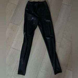 Aritzia Daria Pant
